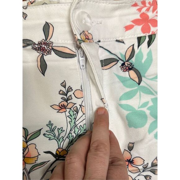 ST JOHN'S BAY Capris size 12 - Picture 7 of 7